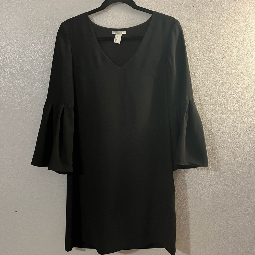 H&M mini black 3/4 sleeve dress size 6